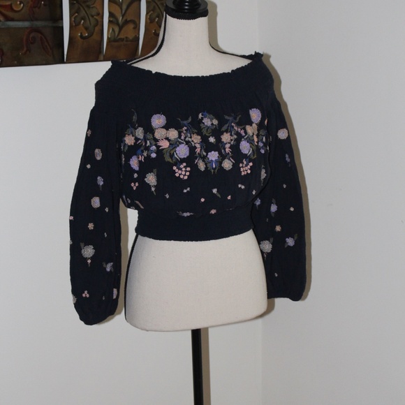 HOST Pick 🎉Free People Saachi Smocked Off-shoulder Embroidered Floral Sleeve Top - Picture 6 of 11